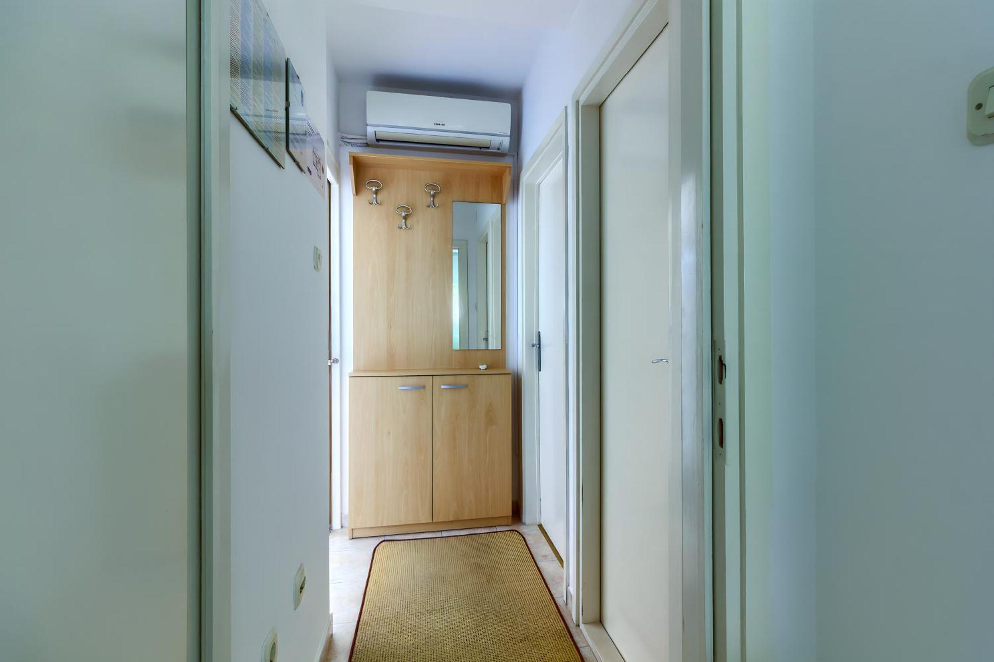 Villa Jela โตรกีร์ ภายนอก รูปภาพ