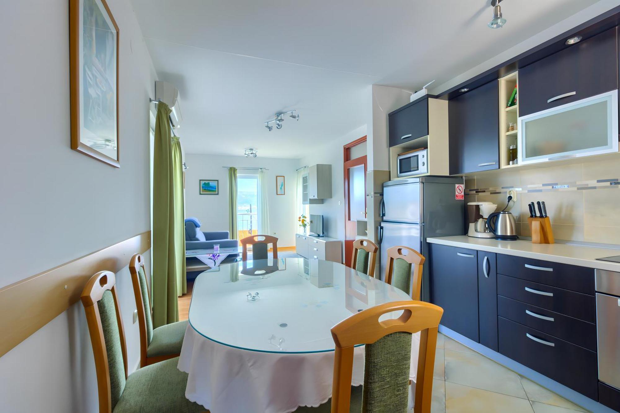 Villa Jela โตรกีร์ ภายนอก รูปภาพ