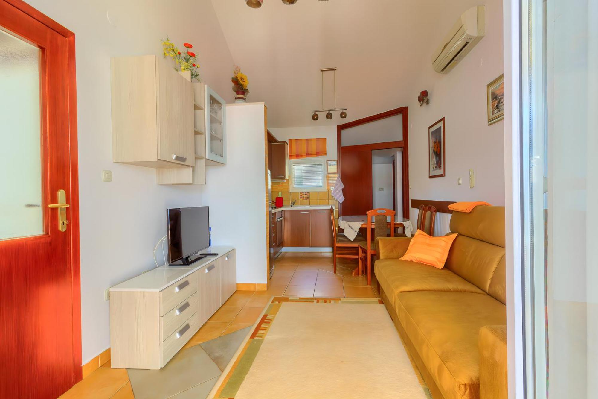 Villa Jela โตรกีร์ ภายนอก รูปภาพ