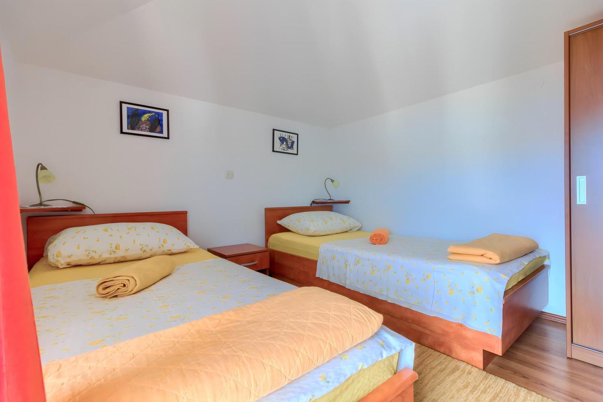 Villa Jela โตรกีร์ ภายนอก รูปภาพ